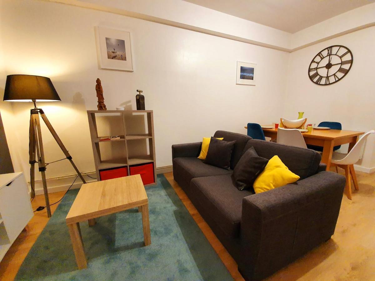 Studio Tout Confort Avec Vue Cathedrale A St Patern Vannes-Centre Apartment Exterior photo