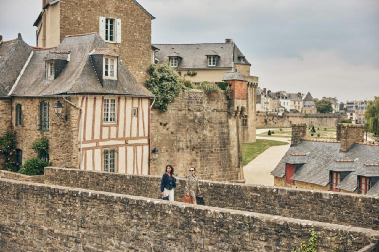 Studio Tout Confort Avec Vue Cathedrale A St Patern Vannes-Centre Apartment Exterior photo